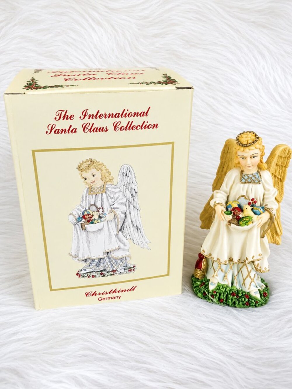 Christkindl Germany w/Box The International Santa Claus Collection Figurine 1992